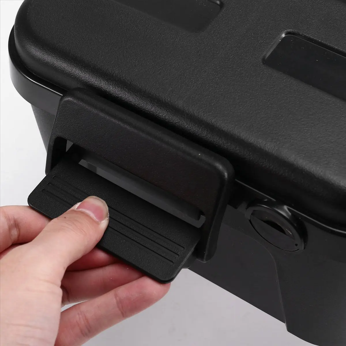 A77K Outdoor Electrical Box Waterproof with Shield Covers, Extension Cord Cover for Plug, Outlet, Christmas String Lights