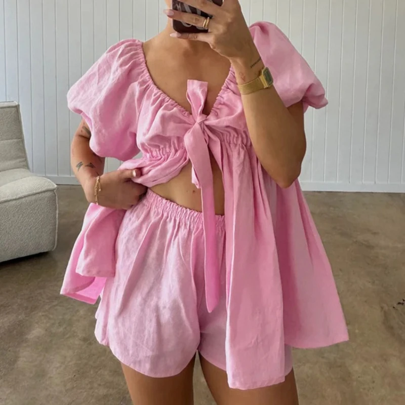 

TARUXY Casual Shorts Set Women's Stylish V-Neck Puff-Sleeve Lace Up Top Loose Shorts Two Piece Set Female Summer Commuting Suit