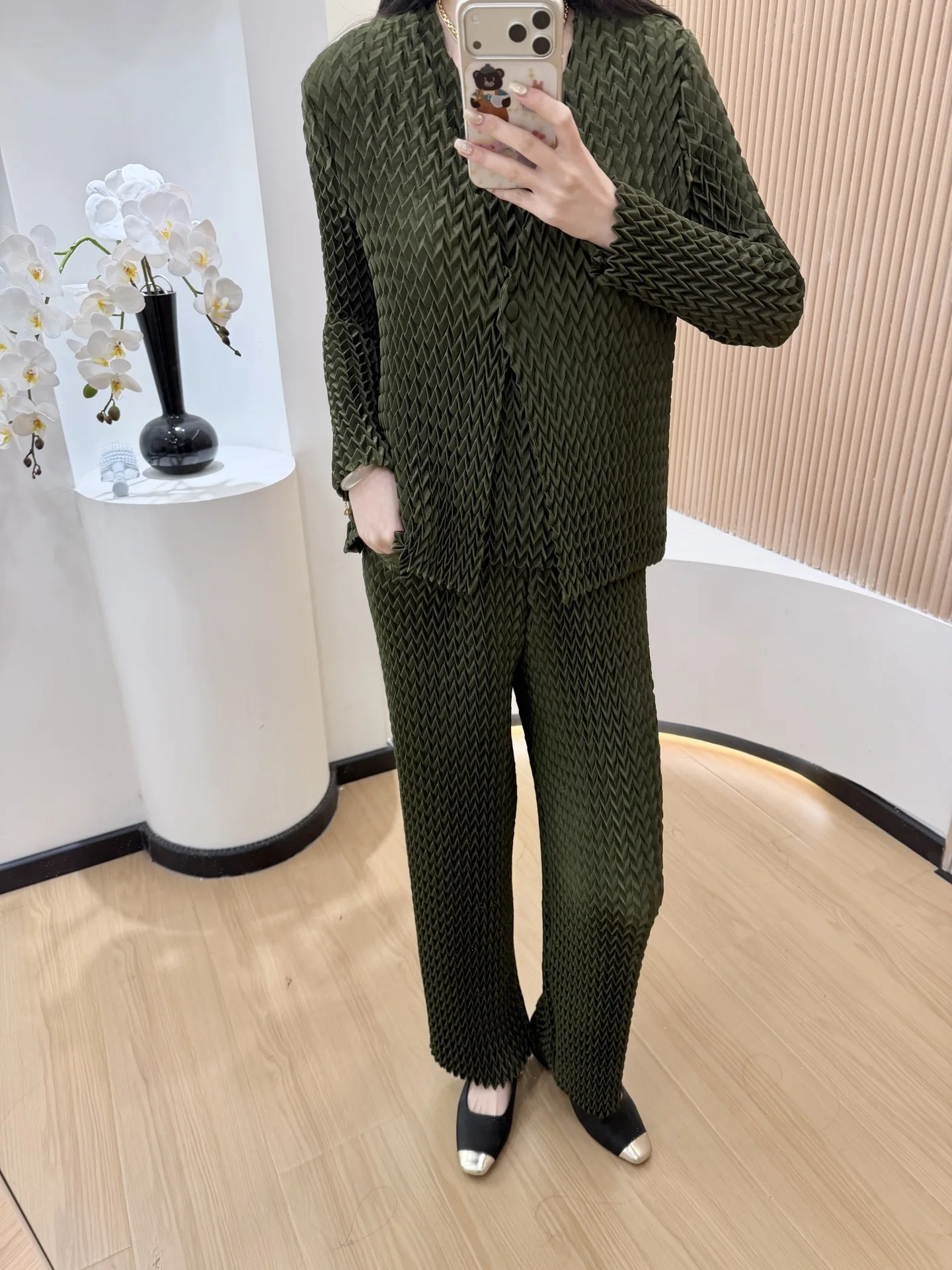 Women's Brown Wavy Pleated Vest Inner Top, Overlay & Wide-Leg Pants 3-Piece Set Texture Fabric Fashion Casual Daily Wear 2025