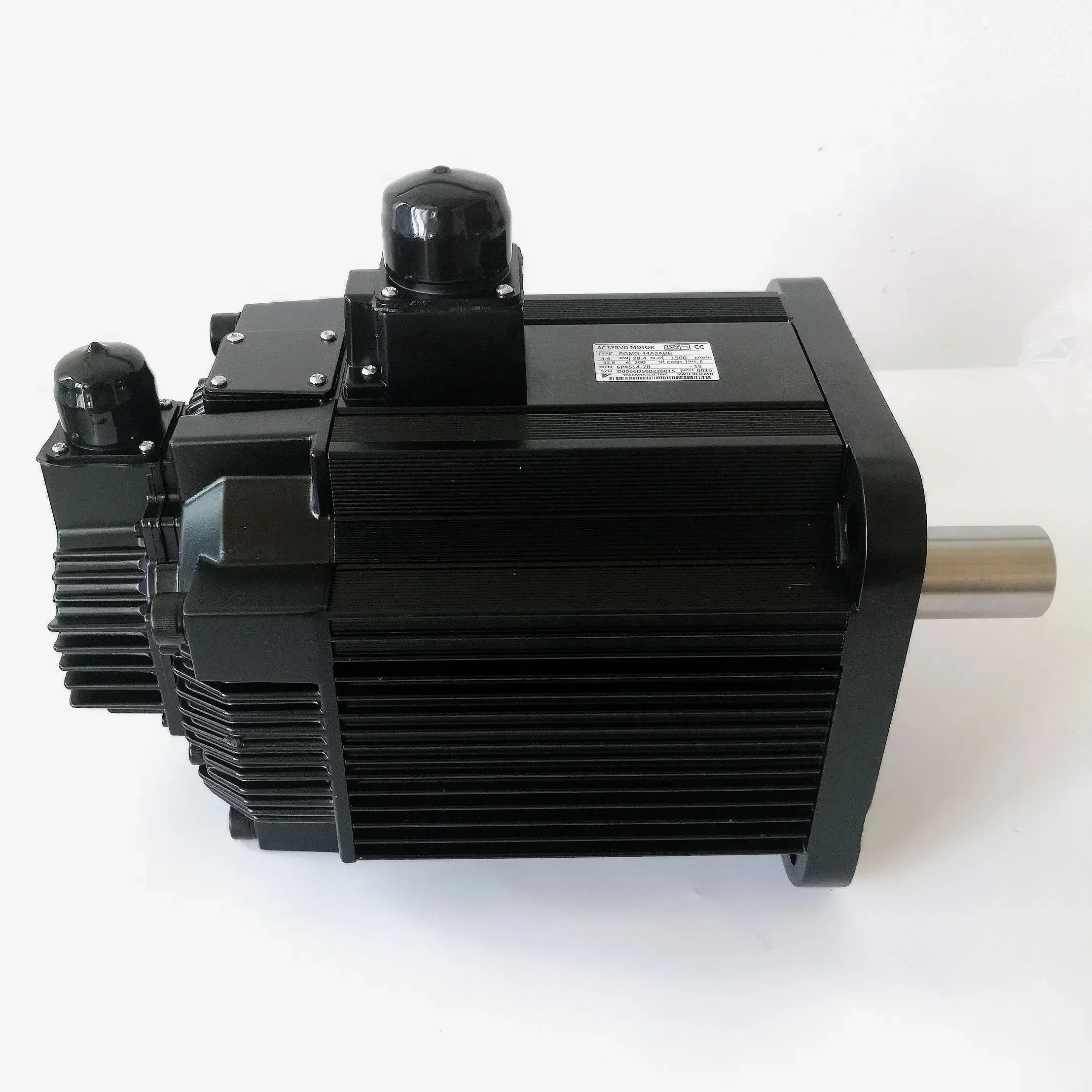 

SGMG-44A2ABC Brand New Servo Motor，Fast shipping SGMG 44A2ABC