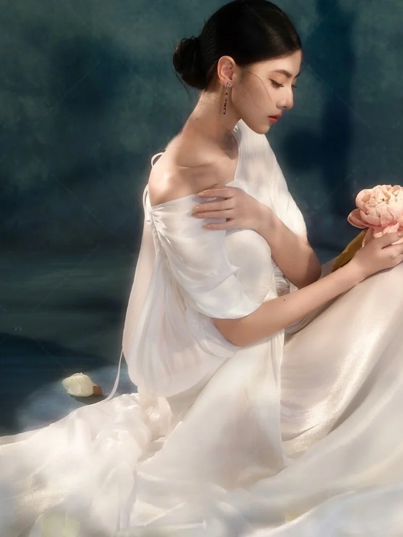 ชุดเดรสจีนแบบเปิดหลังสุดชิค สำ - Photography Studio บทวิจารณ์และราคา