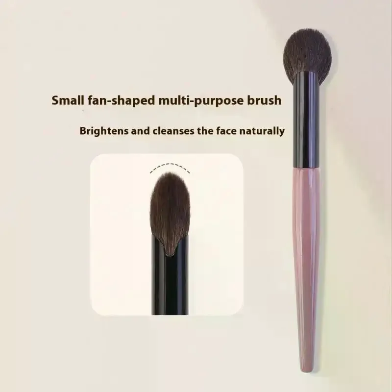 Small Fan Shape Blusher Brush Powder Blush Cream Liquid Blush Makeup Brushes Precise Blush Brush Makeup Tools 1 Pcs