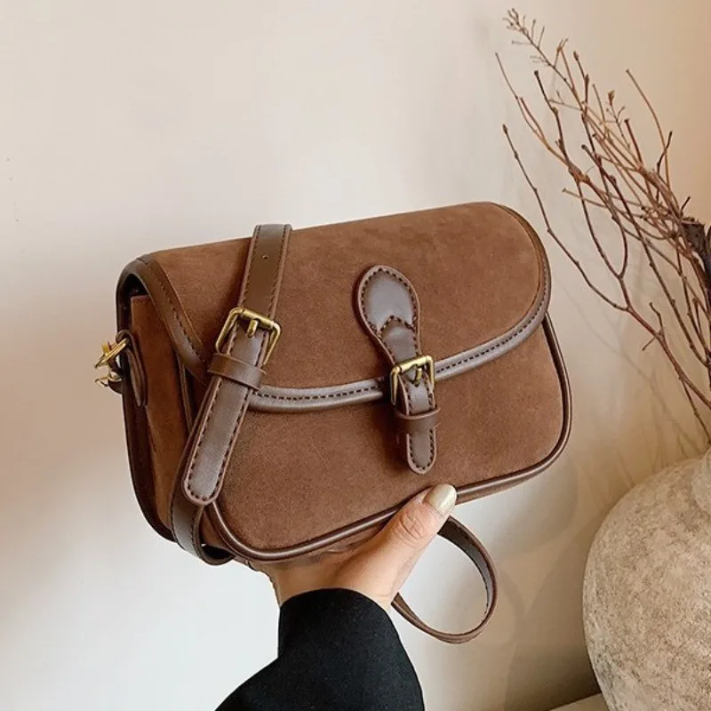 Small Women Retro Matte PU Leather Flap Shoulder Crossbody Bag Vintage Metal Lock Lightweight Compact Casual Daily Commute Purse