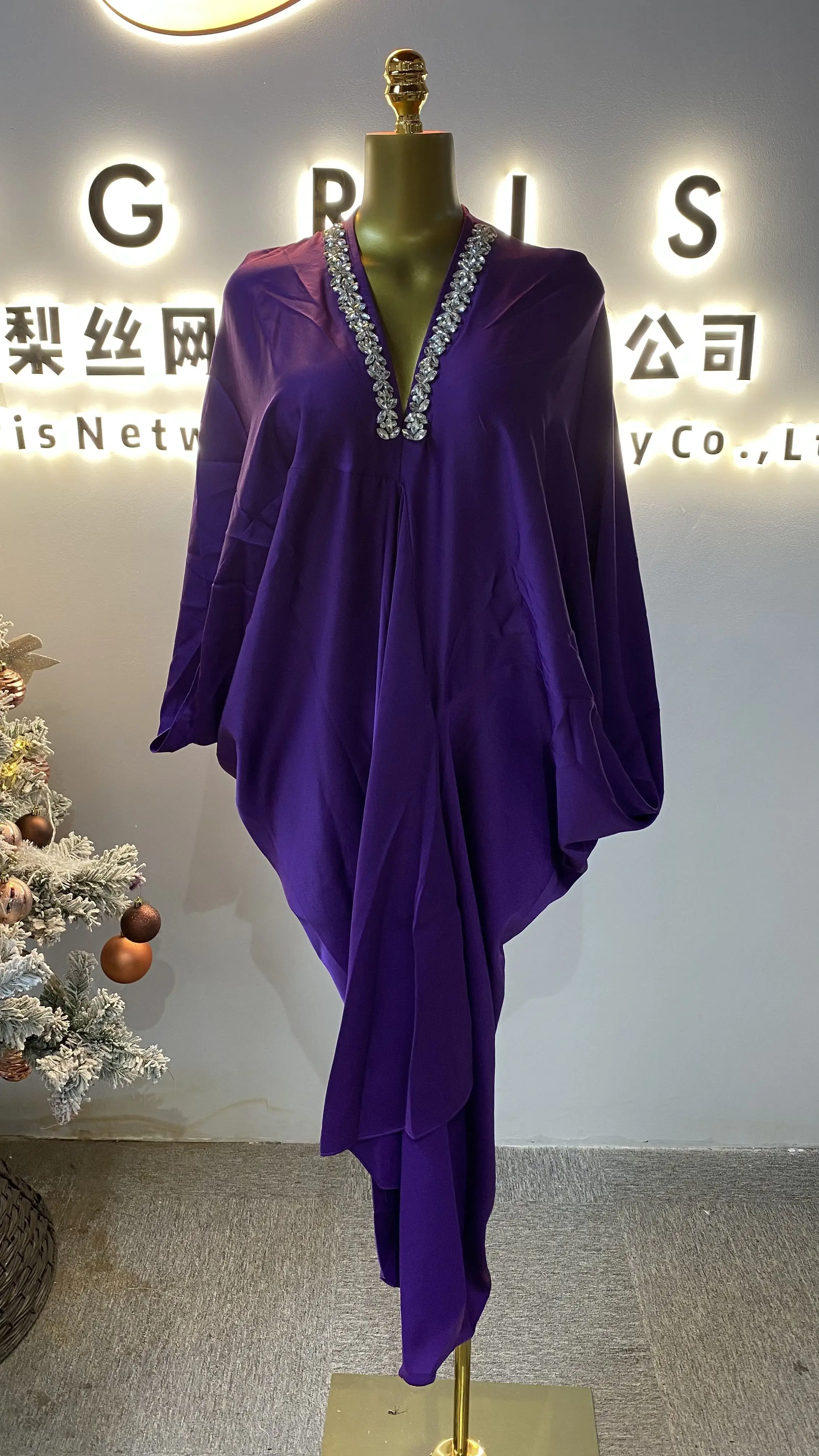 Latest design women's three-season sleeve V-neck button-down printed top and loose-fitting trousers two-piece set-GZXX105