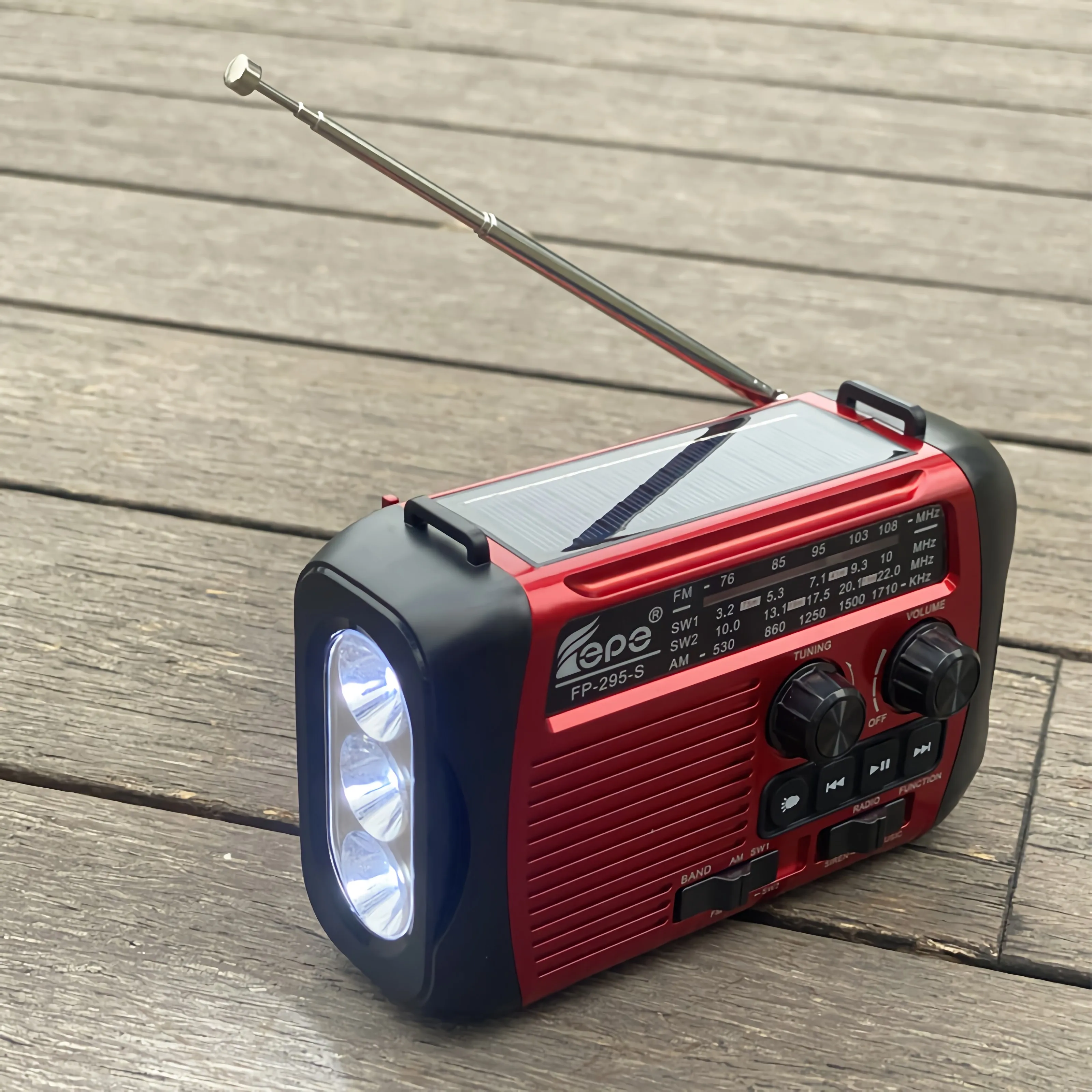 

Best Selling Solar Flashlight Radio Outdoor Usb Tf Card Wireless Speaker Retro Multi-band AM FM Sw1-2 Radio Compatible Bluetooth