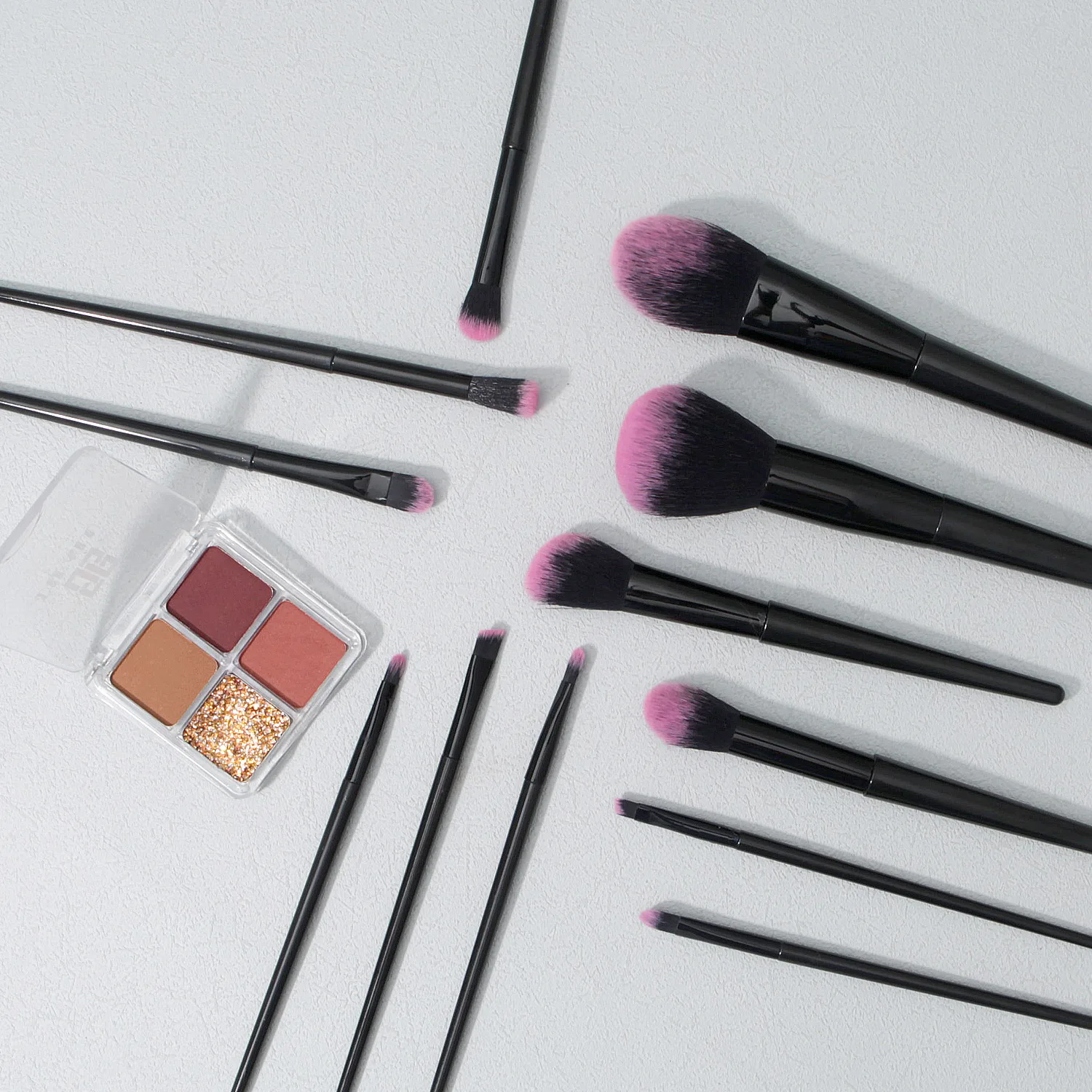 12-Piece Makeup Brush Set – Black Full Kit for Beginners, Includes Powder, Eyeshadow & Blush Brushes, Soft & Durable
