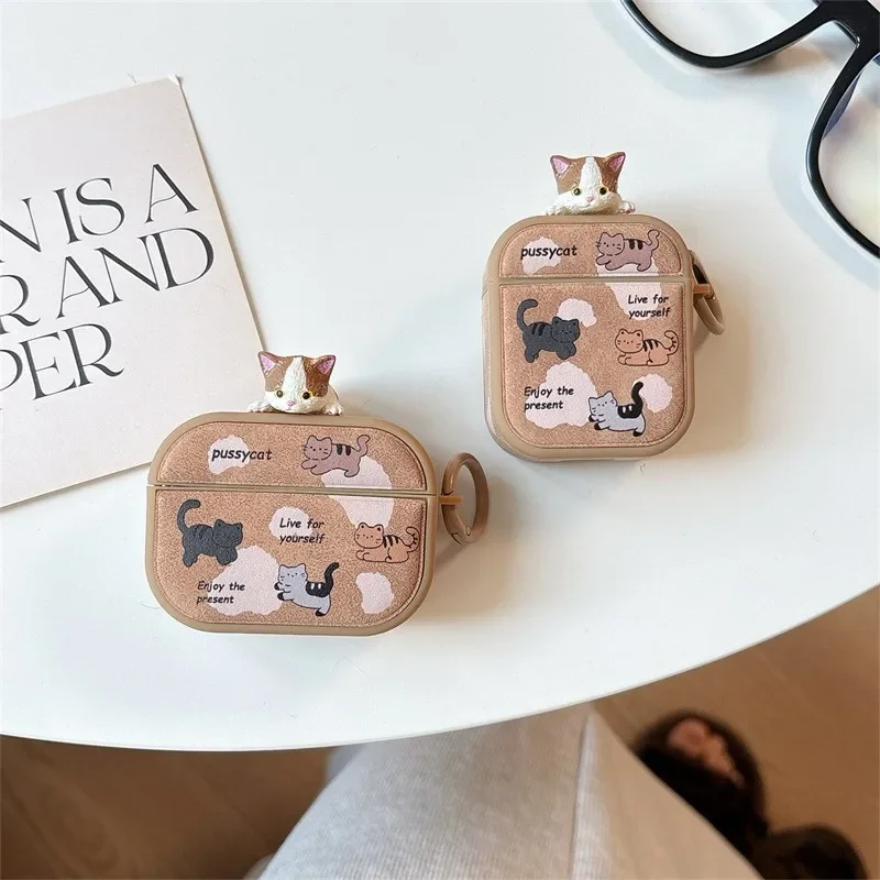 حافظة لطيفة على شكل قطة بنية لأجهزة AirPods 4 Airpod 1 2 3 Pro Pro2 سماعات أذن بلوتوث صندوق شحن غطاء حماية لسماعات الأذن