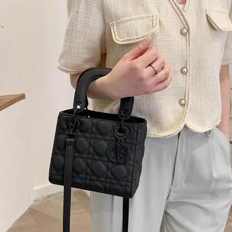 

Trendy Designer Elegant Diaper Bag Minimalist Messenger Handbag For Women Luxury Shoulder Bag Simple Classic Style