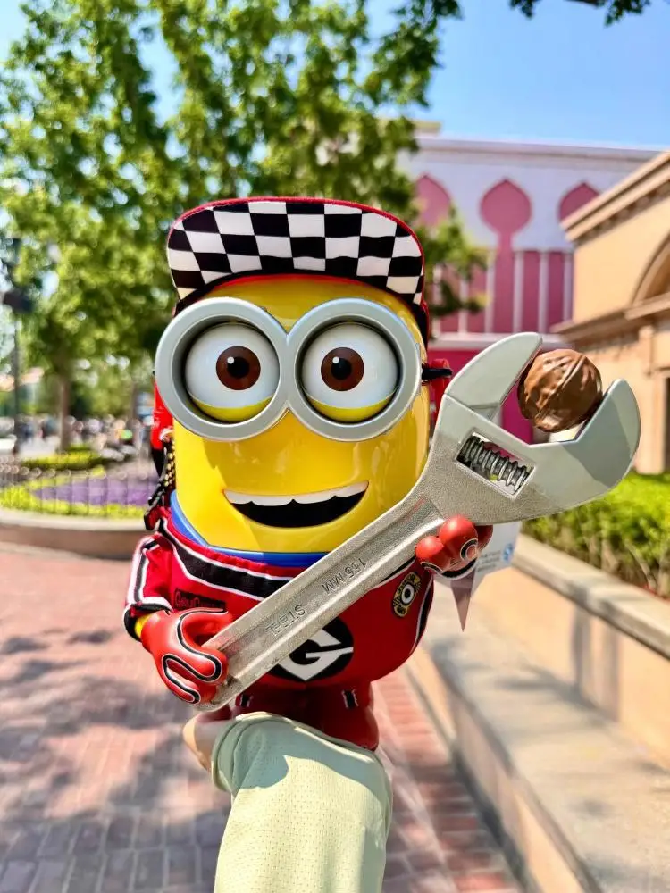 

Beijing Film Park Little Warrior Racing Suit Popcorn Bucket Ornament Souvenir Children's Birthday Gift