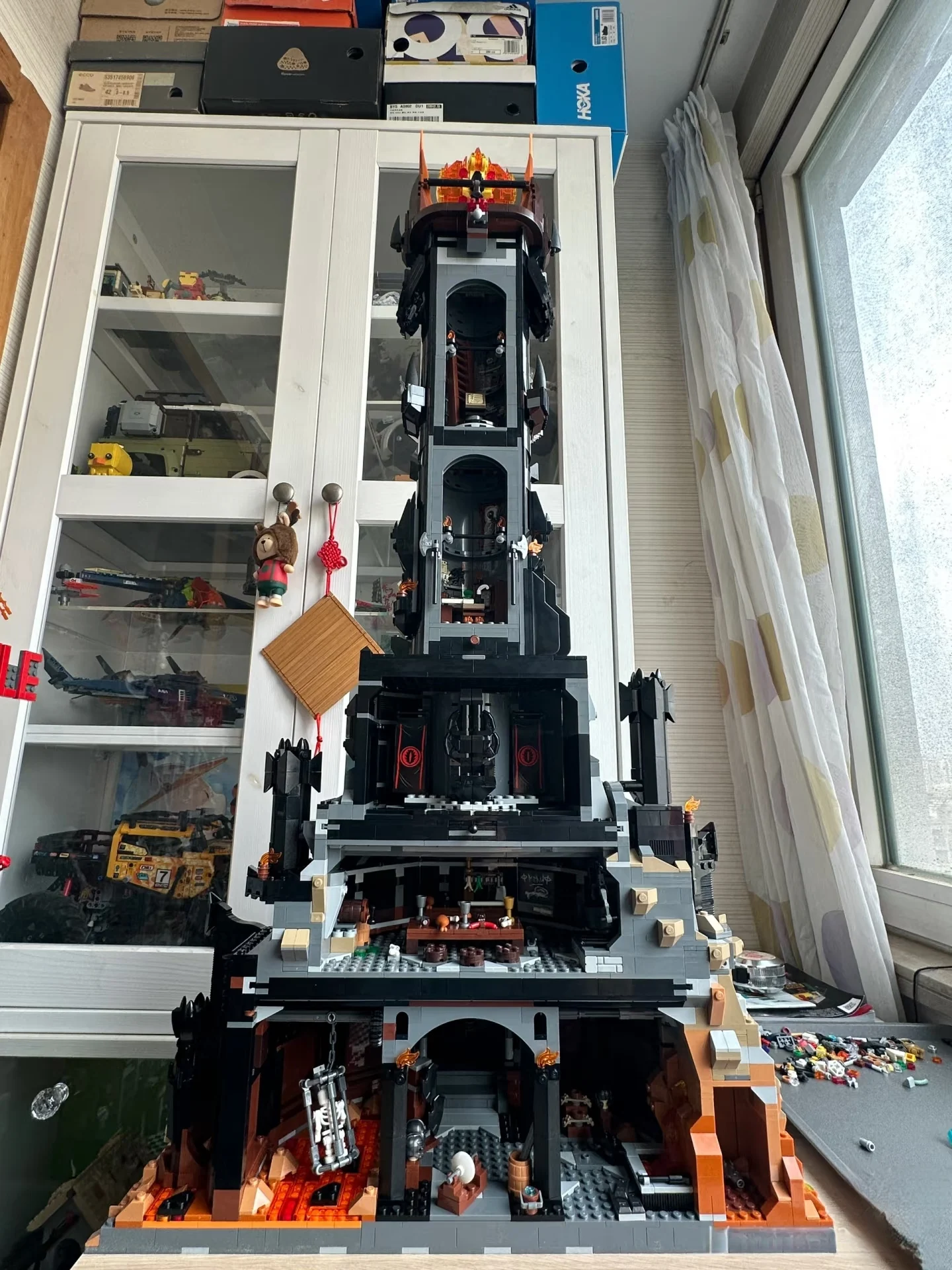 원래 상자 5471Pcs 새로운 10333 블랙 타워 다크 모델 빌딩 블록 키트 벽돌 크리 에이 티브 할로윈, 크리스마스, 생일 선물