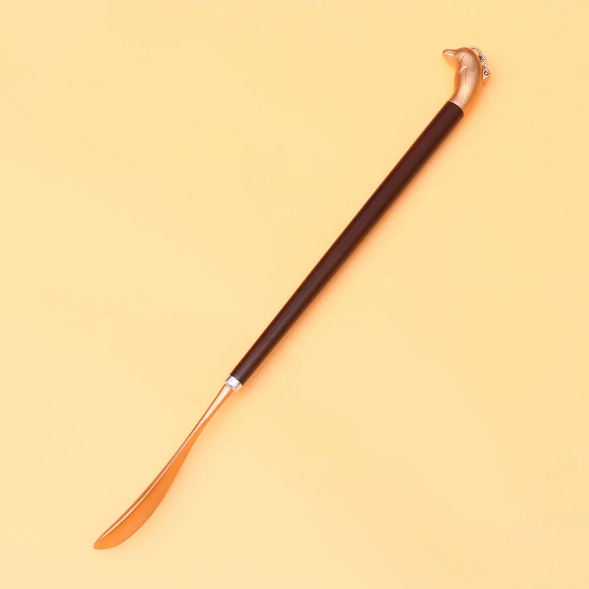 

1pc Metal Shoehorn Detachable Wooden Handle Long Alloy Shoehorn Dolphin Shape Shoe Lifter Shoe Remover For Elderly Pregnant
