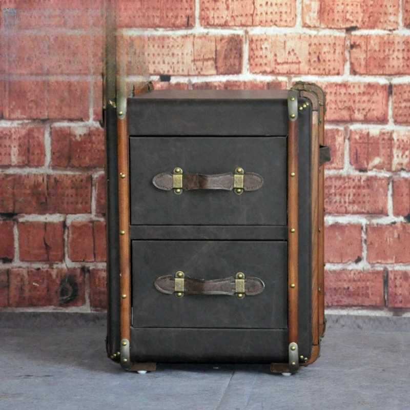 A few retro and old cabinets, a few personalized storage cabinets, and a few corners.