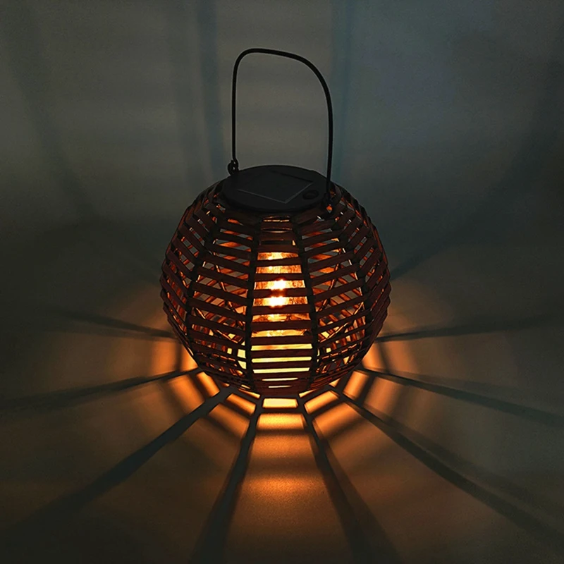 Luz de suspensão solar do Rattan, Ferro Rattan Tecido Luz Solar, Quintal Decorativo Pendurado Luz A