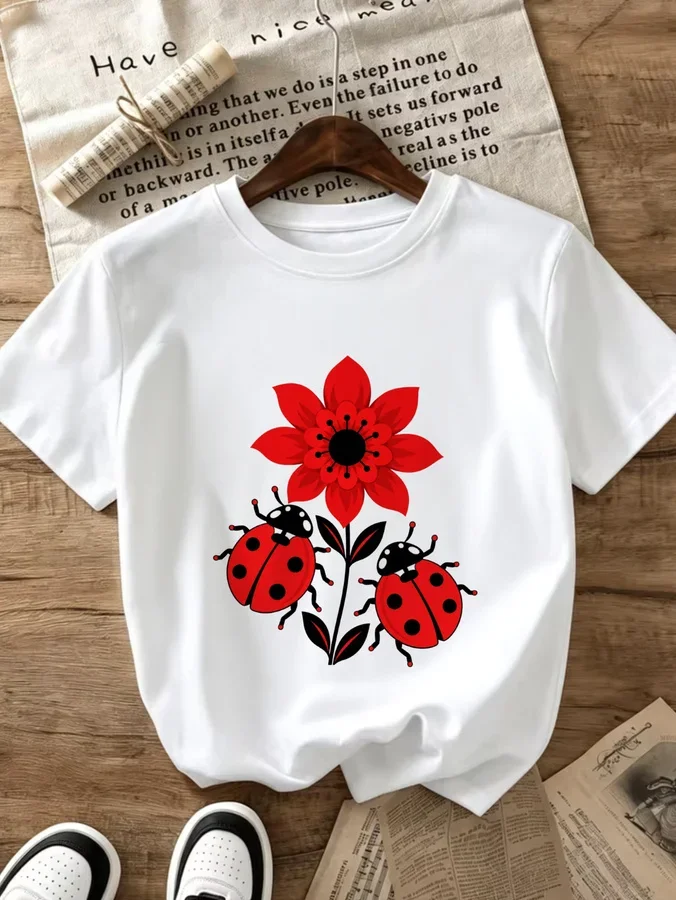 Women Dark Aesthetic Graphic Tee Gothic Red Flower And Cute Ladybug Print Crew Neck Short Sleeve Trendy Casual Black T Shirt