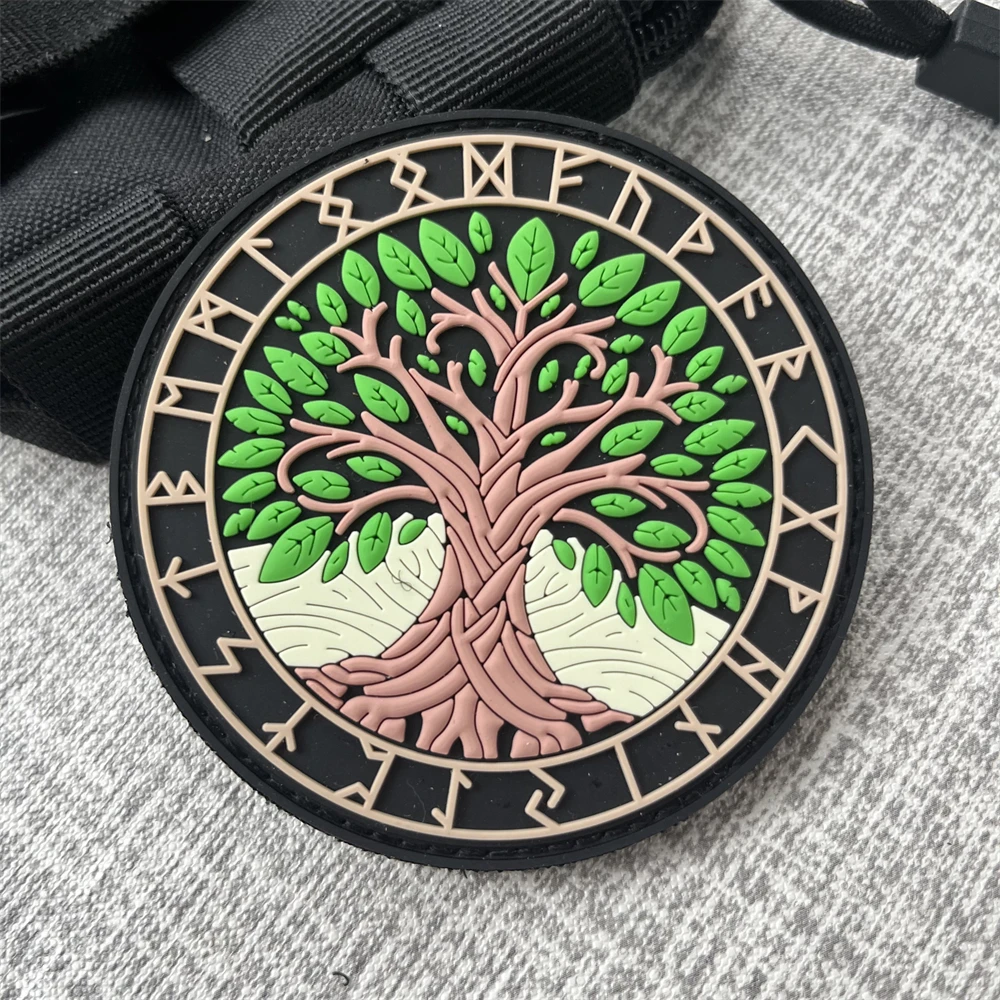 Tree of Life Yggdrasil Viking Totem Patches PVC Morale Badge Outdoor Backpack Hook and Loop Sticker