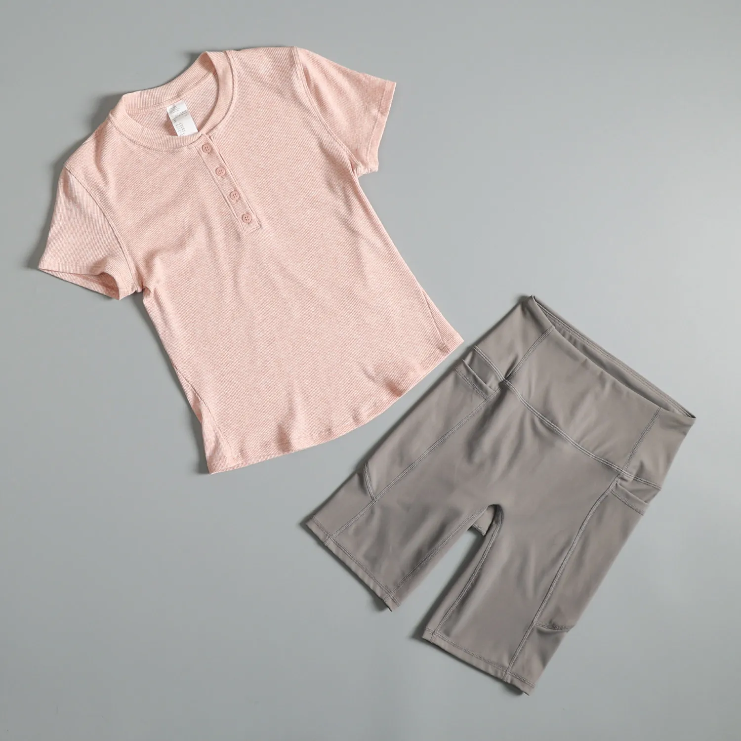 

Спортивный костюм женский летний для похудения, для пилатеса и йоги, быстросохнущий, с короткими рукавами, профессиональная одежда для бега, фитнеса и тренировок.