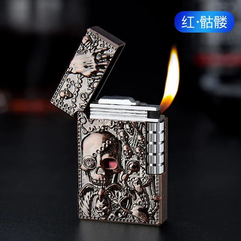 2024 Creative Metal Skull Bright Sound Refillable Gas Lighters Grinding Wheel Flint Tobacco Lighters Men Smoker Gift