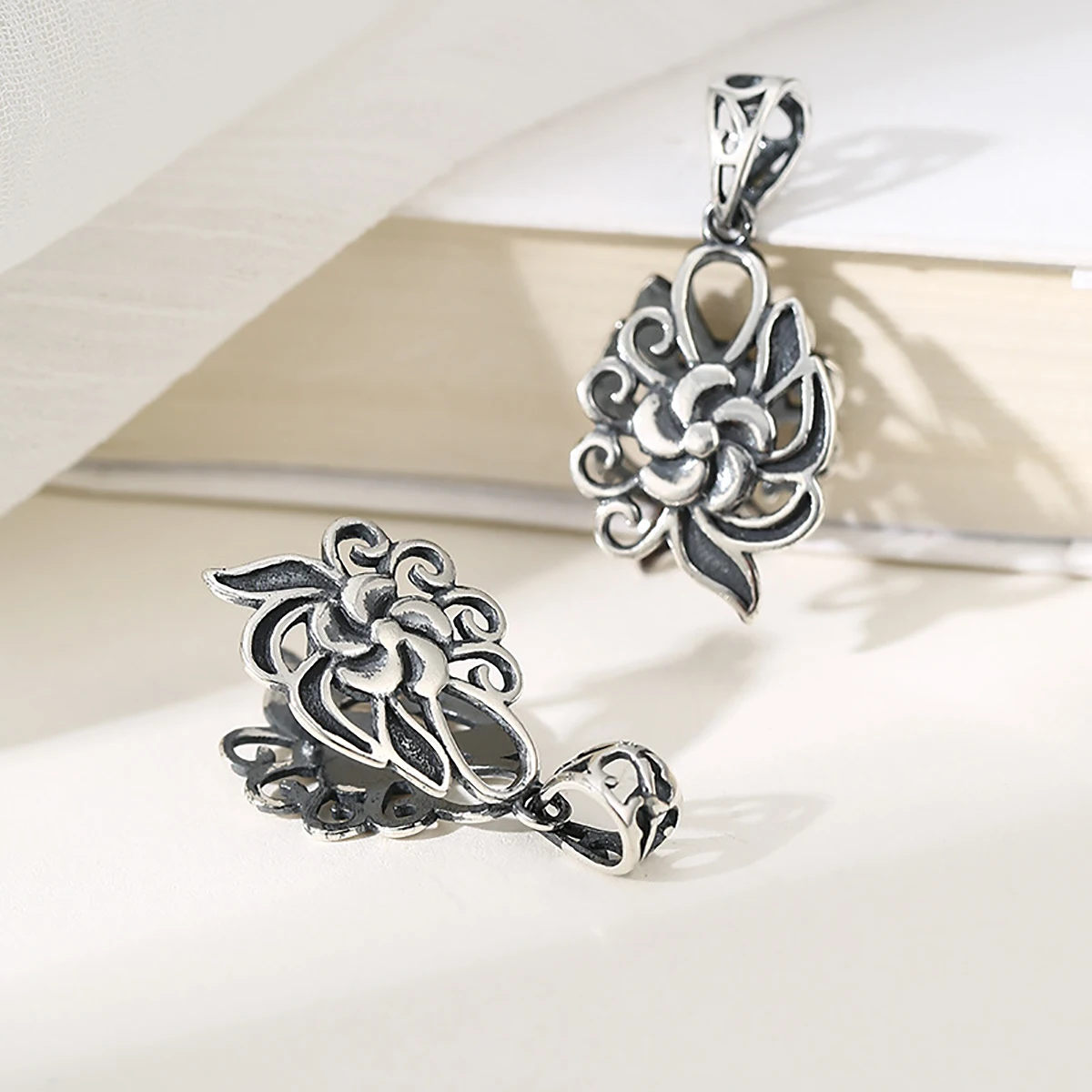 925 Sterling Silver Bamboo leaf Shaped Pendant Clip Clasp Pinch Pendant Bail Connector DIY Necklace Making Accessories