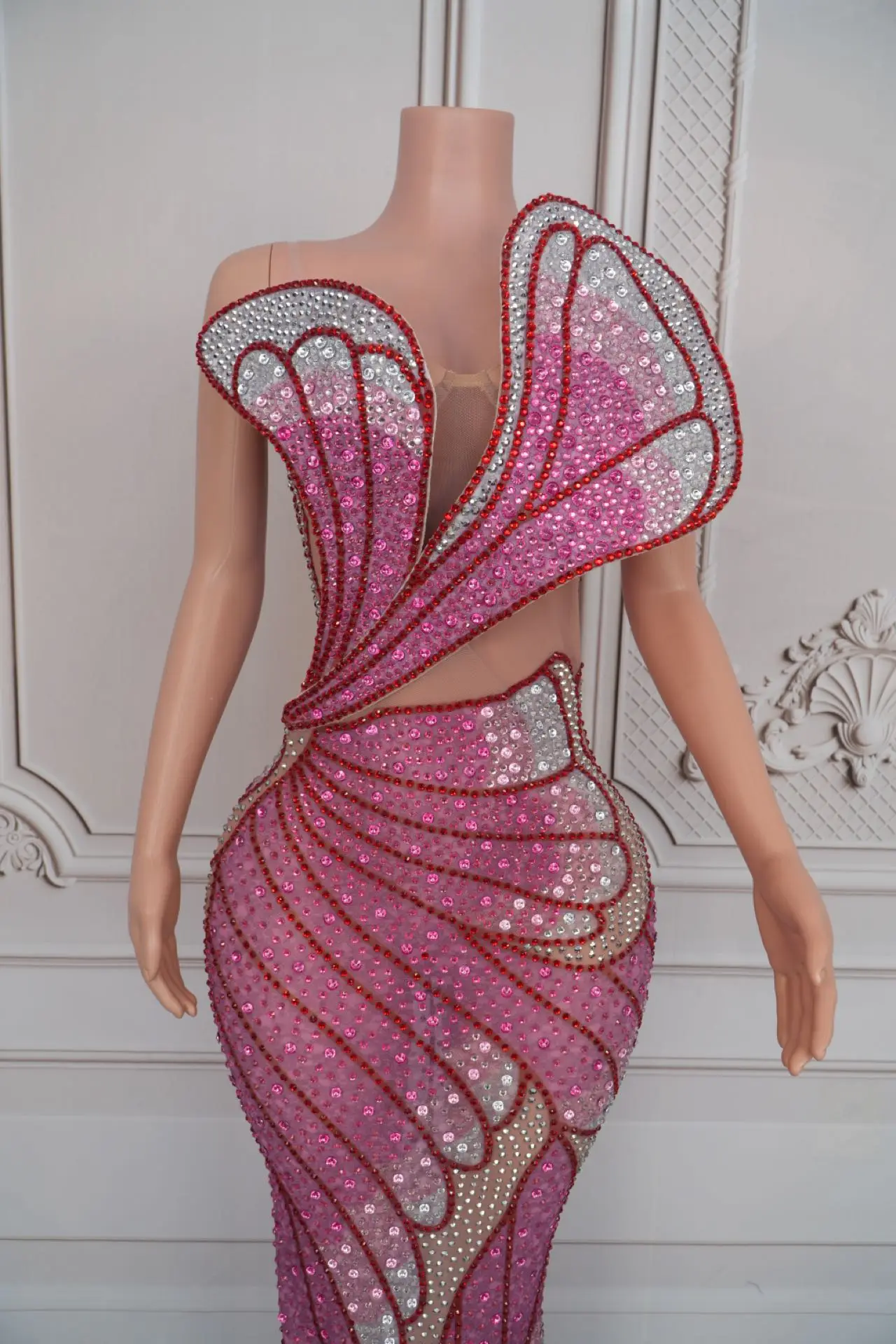 

Модное вечернее платье со сверкающими стразами и бабочкой, платье трехмерного кроя, платье для красной ковровой дорожки, сценическое платье dieyi