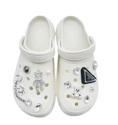 Buckle Cute Pearl Bear Water Diamond Chain DIY Shoes Decorations New Fashion Set Hole Shoe Charms Accessories Shoe