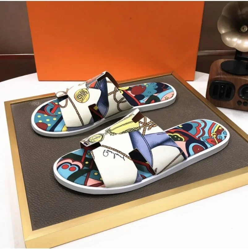 Scarpe da donna estive nuova edizione coreana punta sopra indossare pantofole a fondo piatto moda donna Graffiti pantofole con tacco piatto SH1