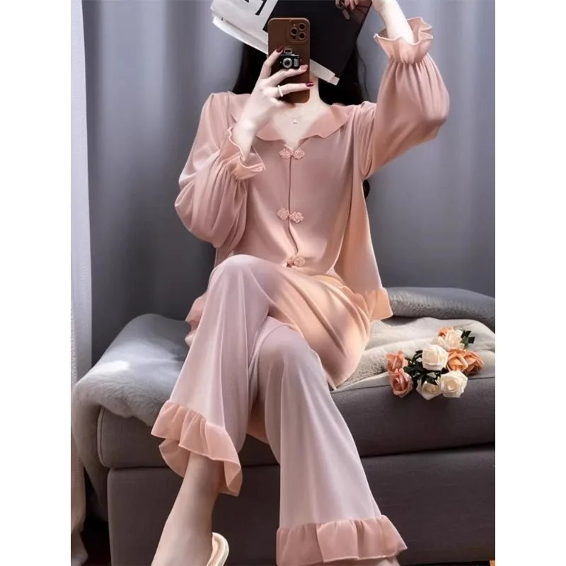 Frauen Frühling Herbst kleine Revers Spitze gekräuselt rosa Set von Home Wear außerhalb der neuen Stil Nachtwäsche Französisch süßen Samt Pyjama