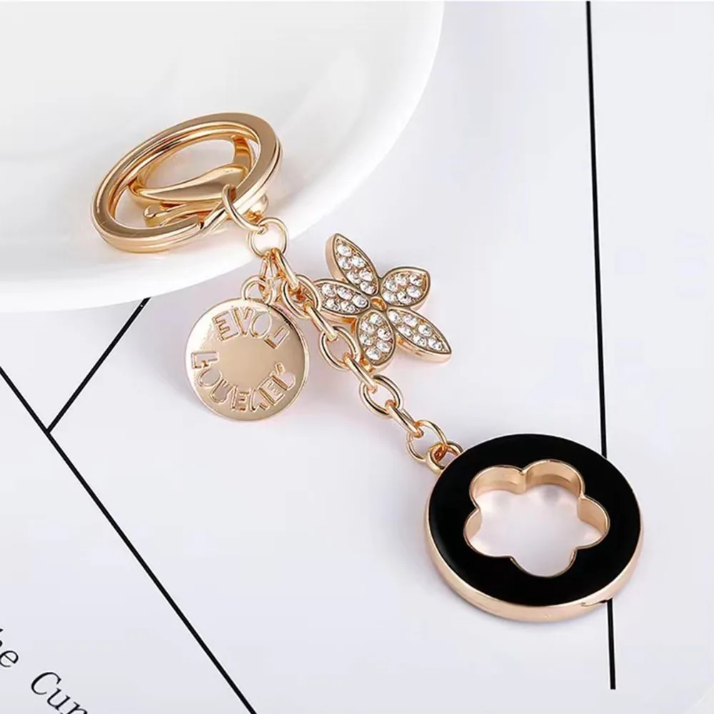 Fashion Flower Keychain Pretty Alloy Portable Luxury Keychain Multipurpose Exquisite Jewelry Purse