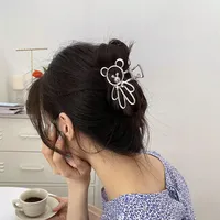 Korean Style New Sweet Women Hollow Little Bear Hair Claw Clips Cute Girl Kids Haripin Hair Accessories for Children Headdress