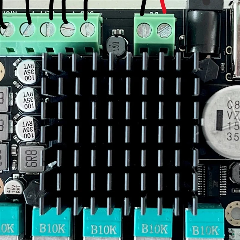 

BTLIFE-TPA3116 Bluetooth 2.1 2X50w+ 100W Power Amplifier Subwoofer Output Adjustable Frequency Division Point Virtual Surround D