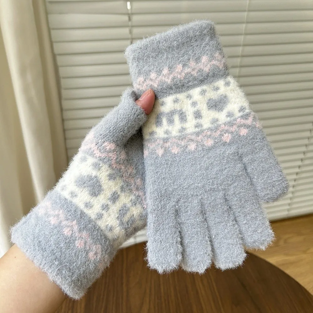 Heart Snowflake Pattern One Tip Knitted Gloves Cold Proof Polyester Fair Isle Warm Gloves 21x8CM Winter Cycling Gloves Sports