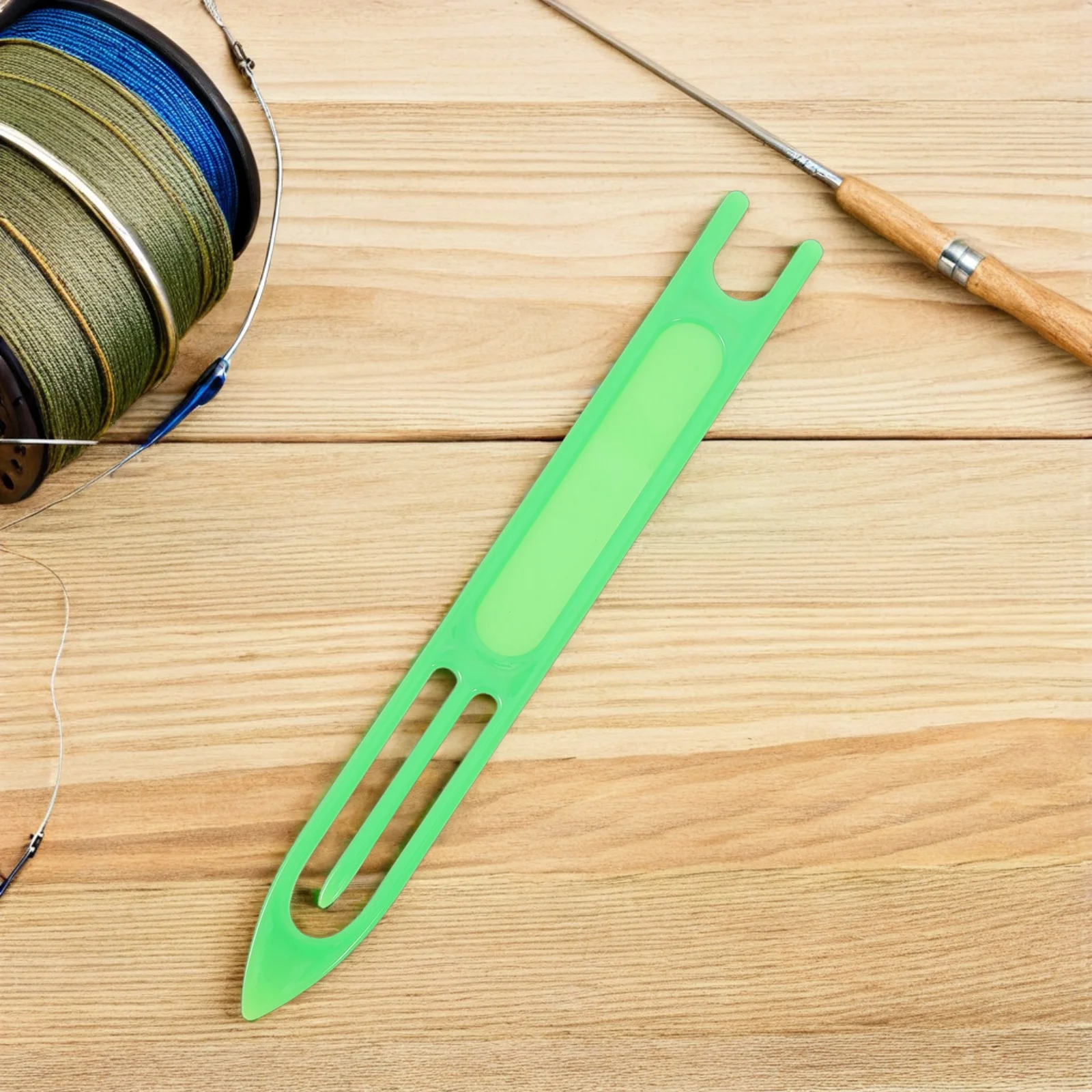 

6Pcs Heavy Duty Plastic Weaving Needles Large Handicraft Needle for Carpet Fishnet Rug Repair DIY Projects Meshing Tool