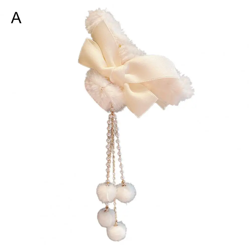 Lightweight Multifunctional Faux Pearls Fuzzy Balls Hair Clip for Home