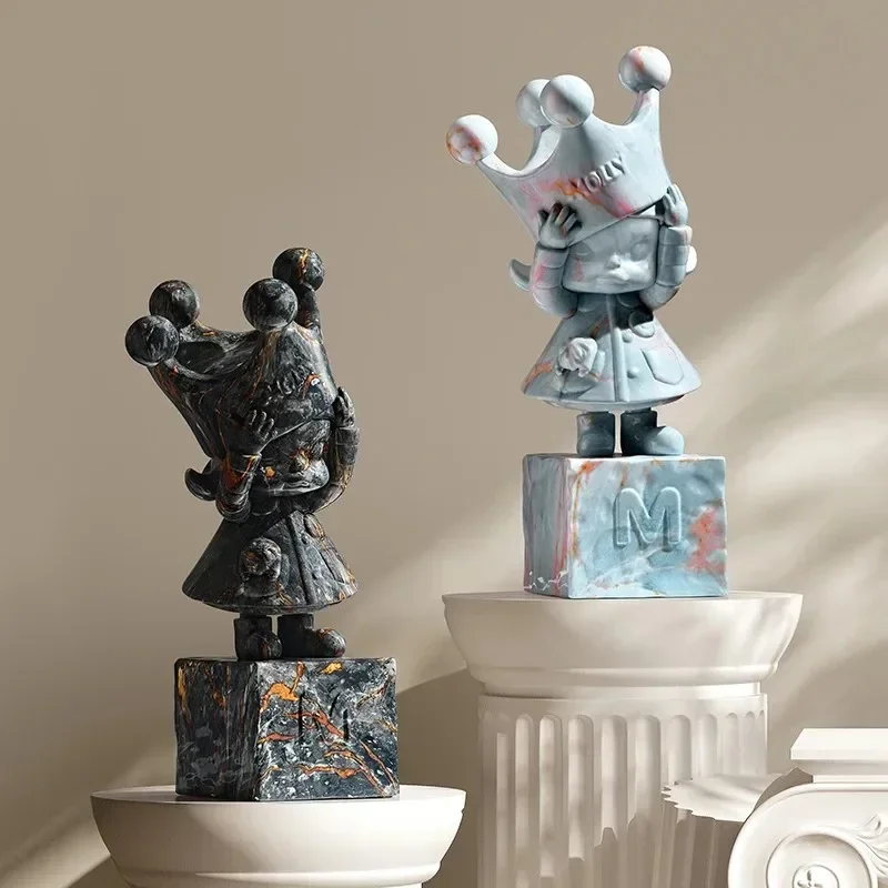 

POP MART MOLLY Anniversary Statues Classical Retro 2 Series Blind Box Mystery Box Guess Bag Toys Doll Cute Anime Figure Desktop