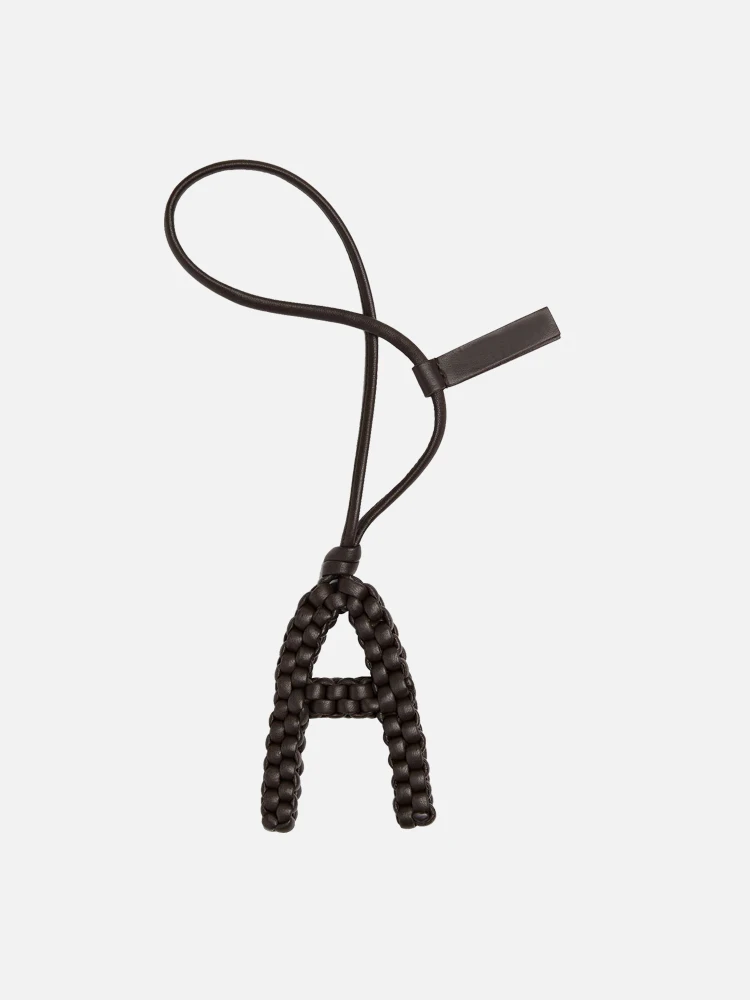 2026-new-handwoven-initials-nameplate-leather-keychain-high-end-feelings-bags-accessories-luxury-craftsmanship-leather-pendants