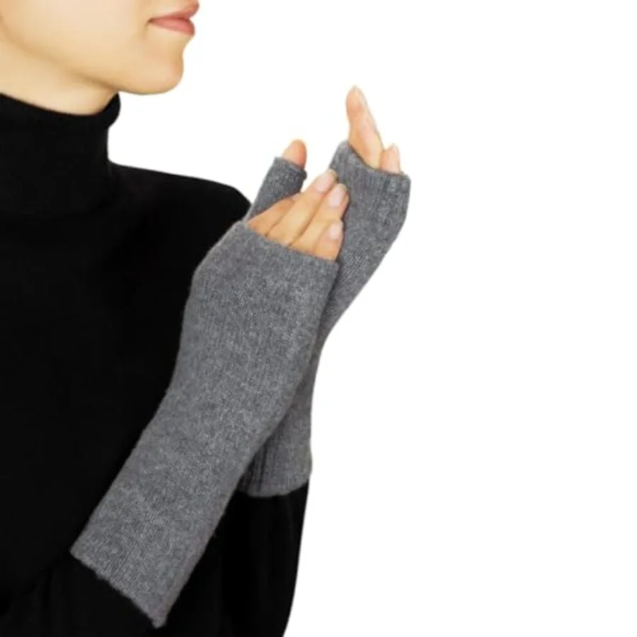 

Lona Scott Womens cashmere fingerless mitts