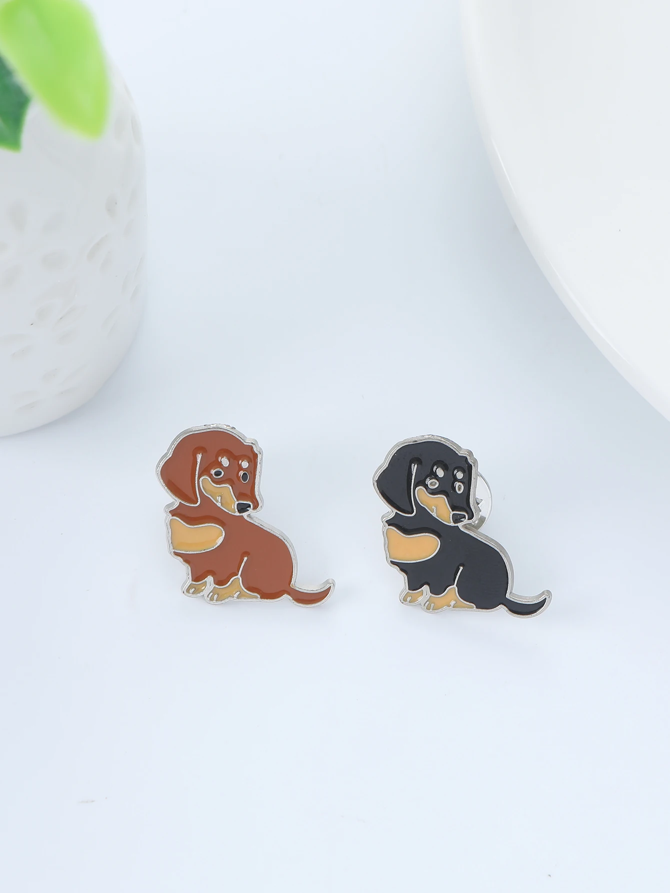 Dog Lover Collection Brooches Cute Brown Black Dog Badges Enamel Pins Coat Hat Animal Decoration Jewelry