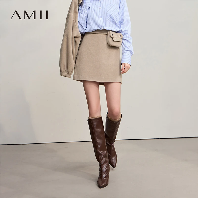 AMII Minimalist Mini Skirt 2026 Winter New Solid Color Short A-line Women's Skirt Versatile Casual Wool Clothing Ladies 12524026