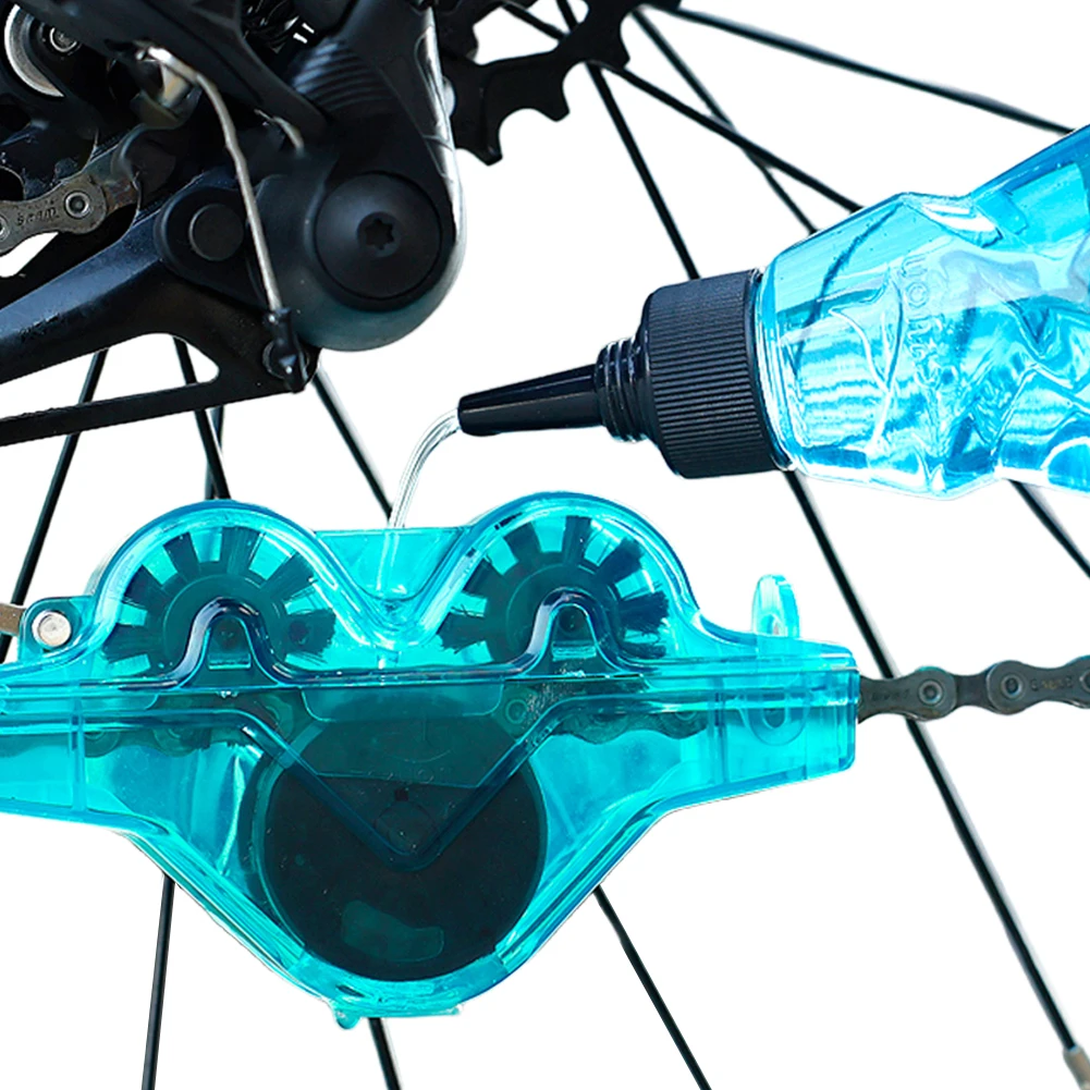 

Bicycle Chain Cleaner with Brush Bike Chain Cleaning Tool Portable Bike Chain Scrubber Cycling Chain Cleaner Riding Equipment