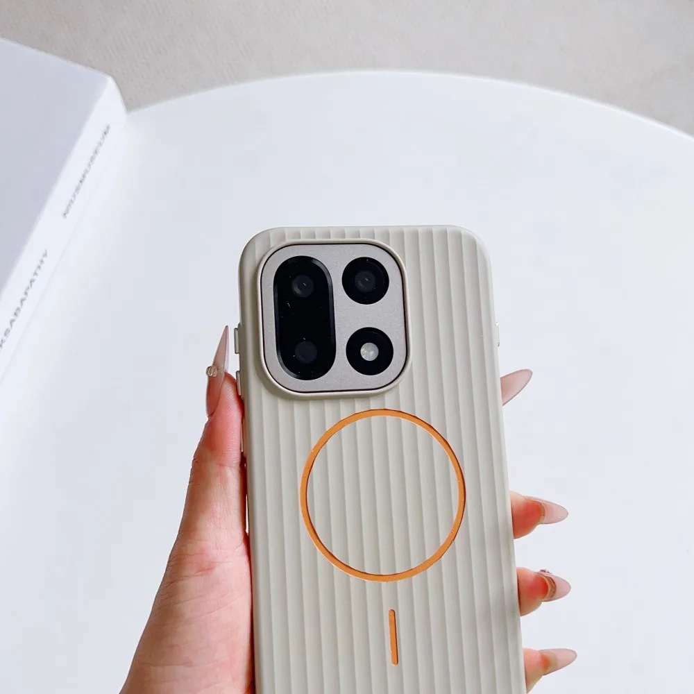 Thumbnail 2 - #3 Trending OnePlus 12 Cases Right Now