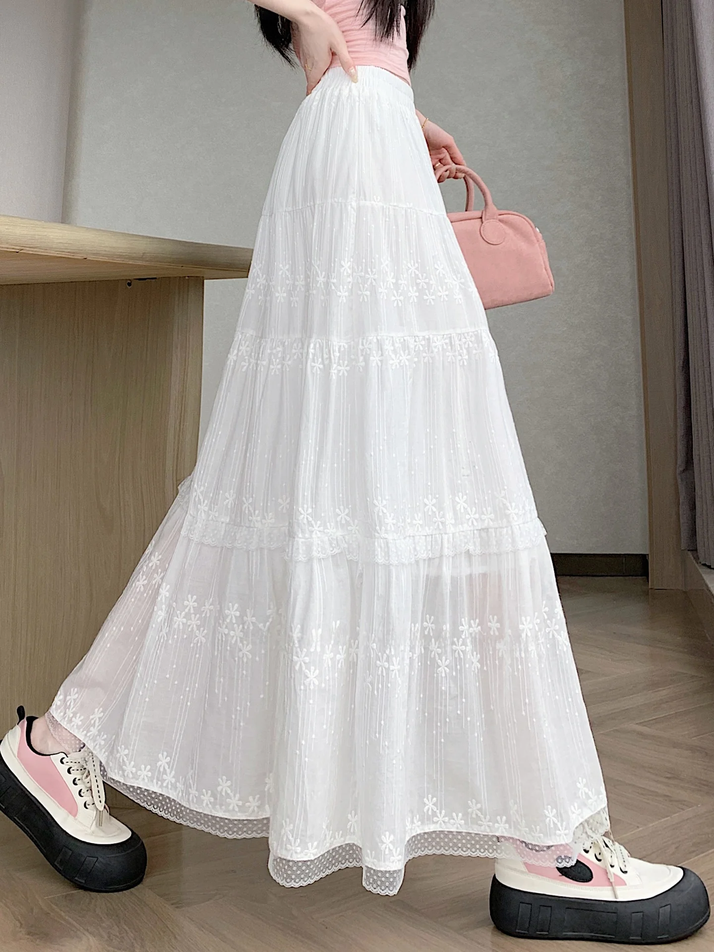 

Elegant White Lace Embroidery Half Skirt Women's Spring Summer New Style Cake Skirt High Waist Loose Fit A-Line Long Skirt
