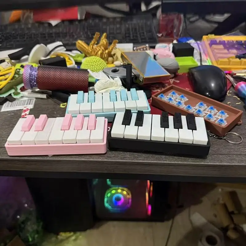 3D-Druck Mini-Klaviertastatur Fidget-Spielzeug mit Schlüsselanhänger, perfekt zur Stresslinderung im Büro, in der Schule und im Alltag. – Detail 2