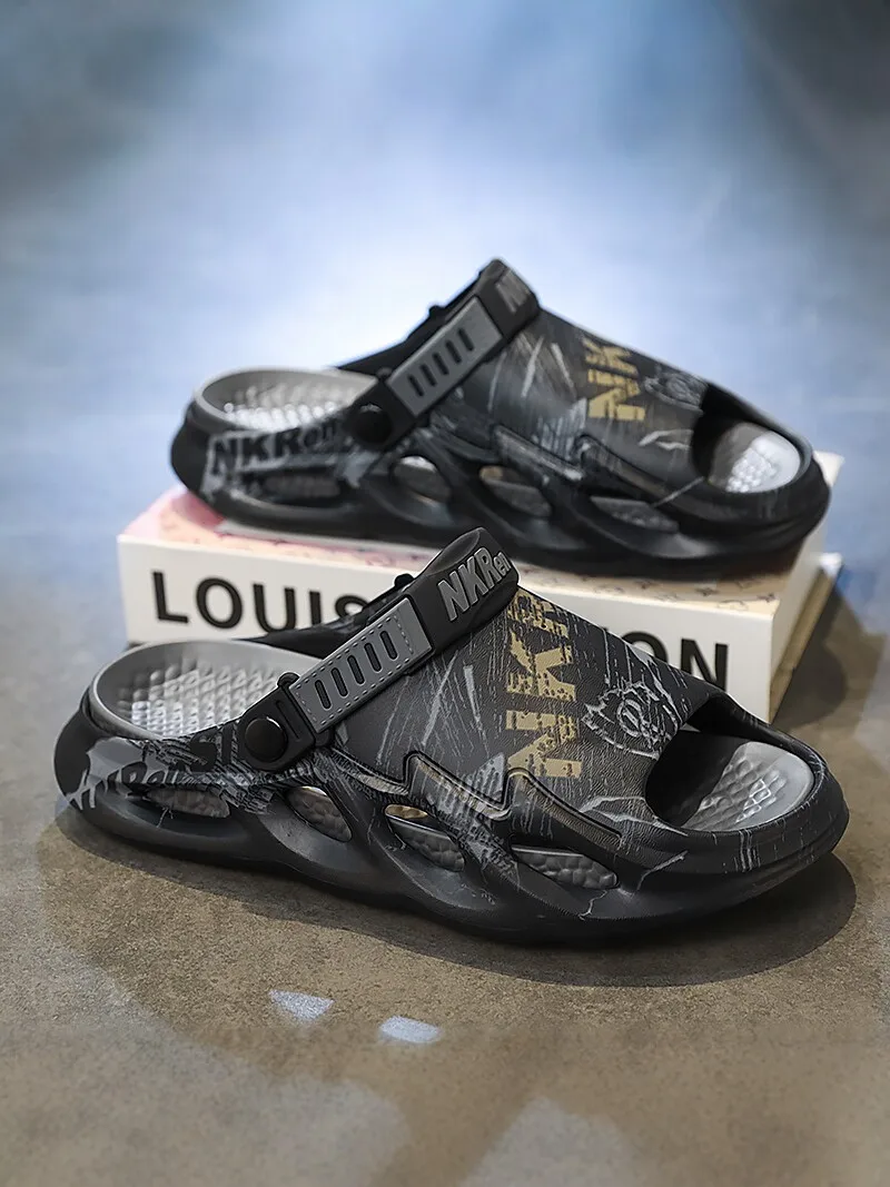 

Men's Summer Slip-On Slippers Anti-Slip Beachwear Sporty Flat Sandals Comfortable Driving Two-Purpose Clogs Casual EVA Shoes