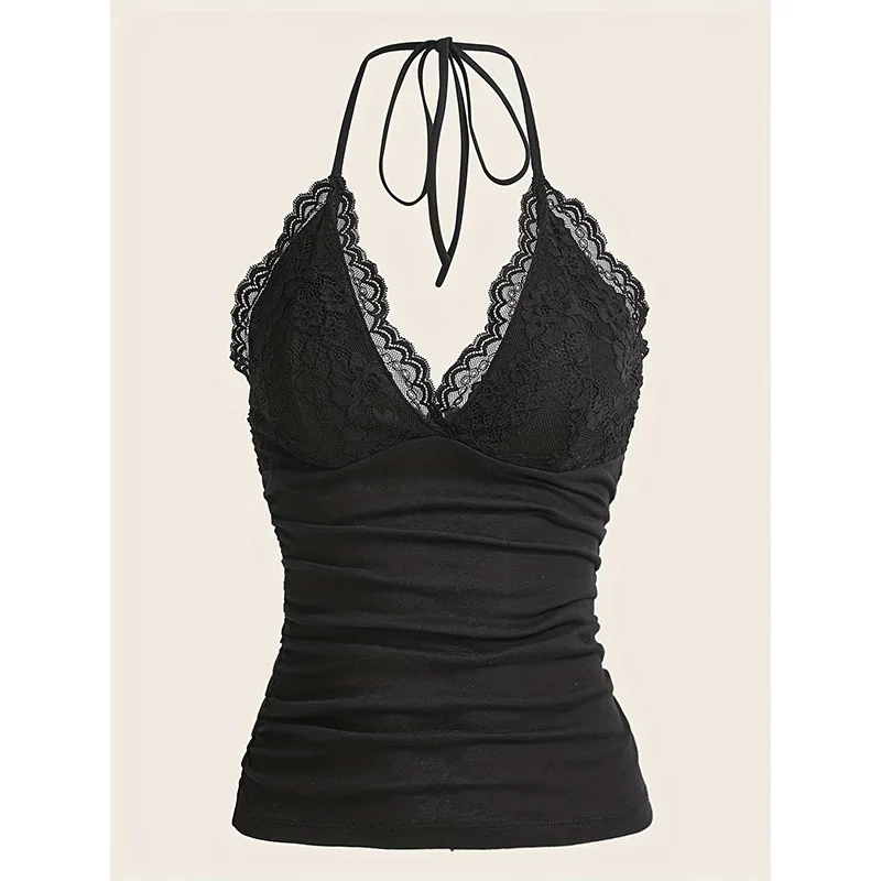 캐주얼한 여름 의상을 위한 플로위 플리츠 디테일과 정교한 레이스 패치워크가 있는 세련된 솔리드 컬러 브이넥 캐미솔