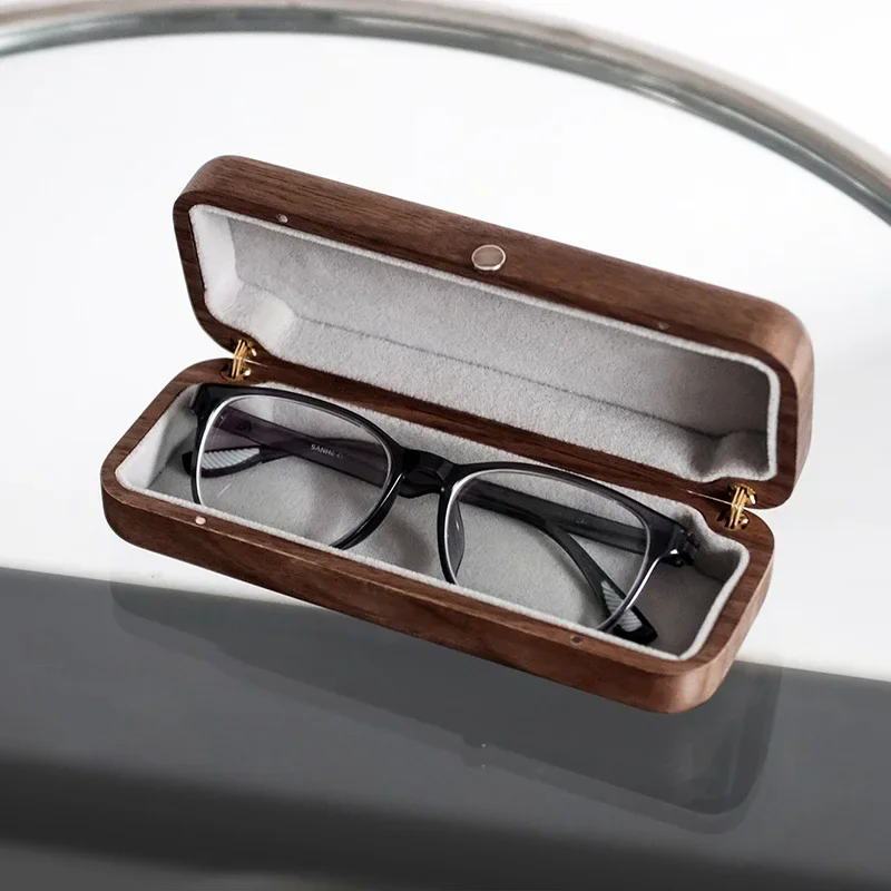 Retro Style Solid Wood Portable Sunglasses Box Eco Natural Black Walnut Anti-Pressure Myopia Glasses Storage Box