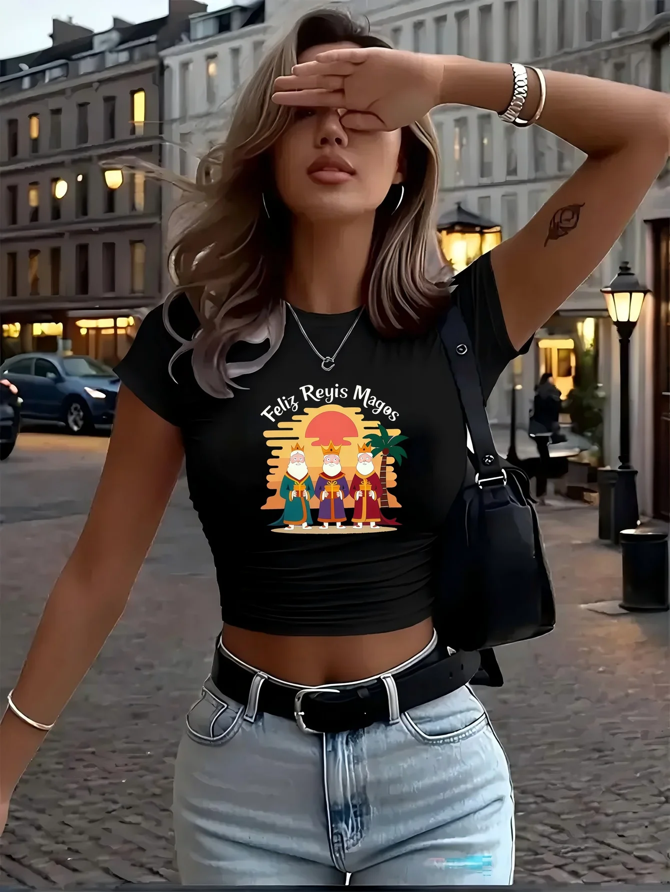 Camiseta Gráfica de Manga Corta Estilo Y2K Primavera/Verano 2026 - Diseño del Día de los Reyes Magos - Estilo Sexy y Atractivo - Moda Urbana para las Cuatro Estaciones, Versátil - Top Informal - Comodidad para Todas las Estaciones - Camiseta de Cuello Redondo a la Moda - Material Elástico - La Mejor Opción para 2026
