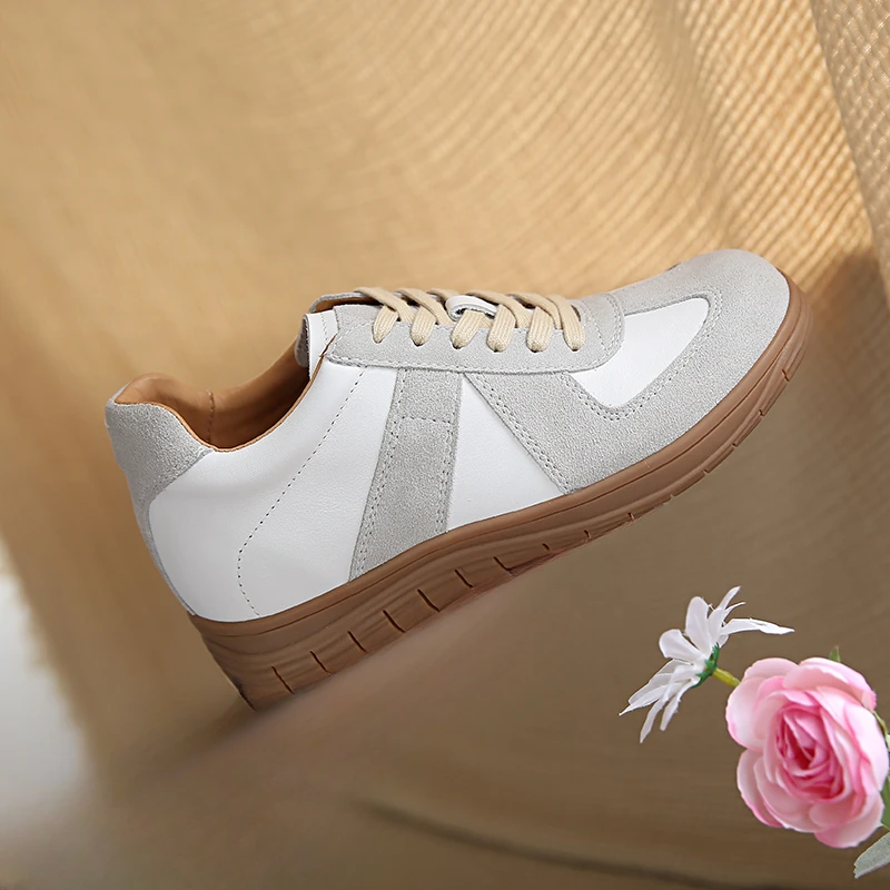 

2024 Autumen New Shoes for Women Fashion Versatile Casual Shoes Trend Mixed Colors Board Shoes Women Comfortable Casual Sneakers