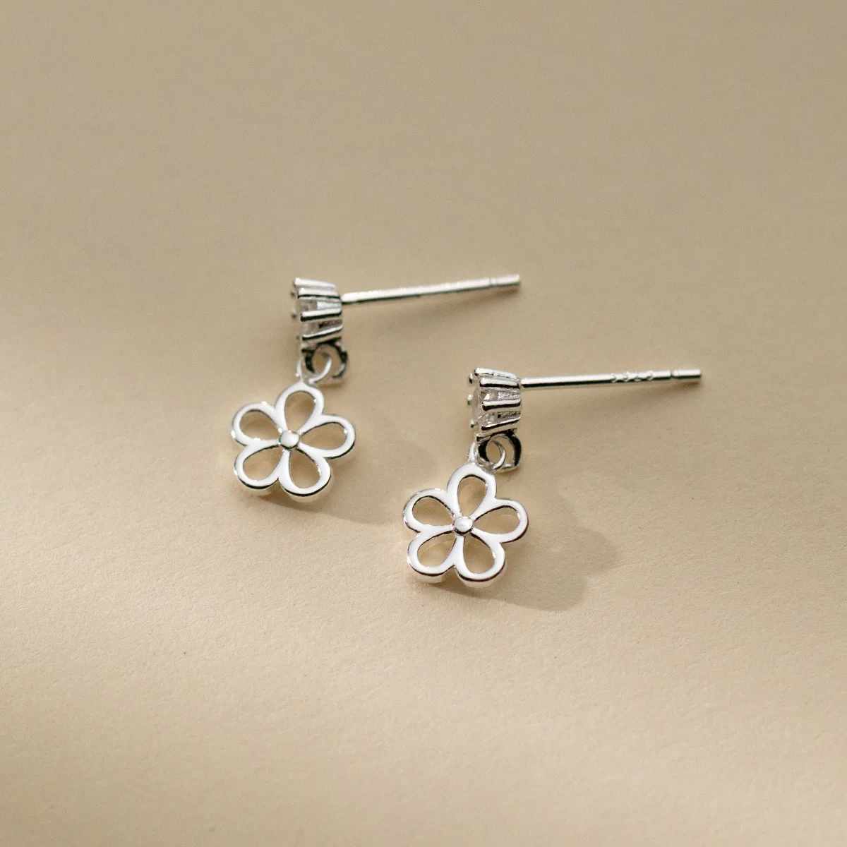 100% 925 Sterling Silver Zircon Flower Earrings for Women Girl Hollow Out Geometric Design Jewelry Party Gift Dropshipping