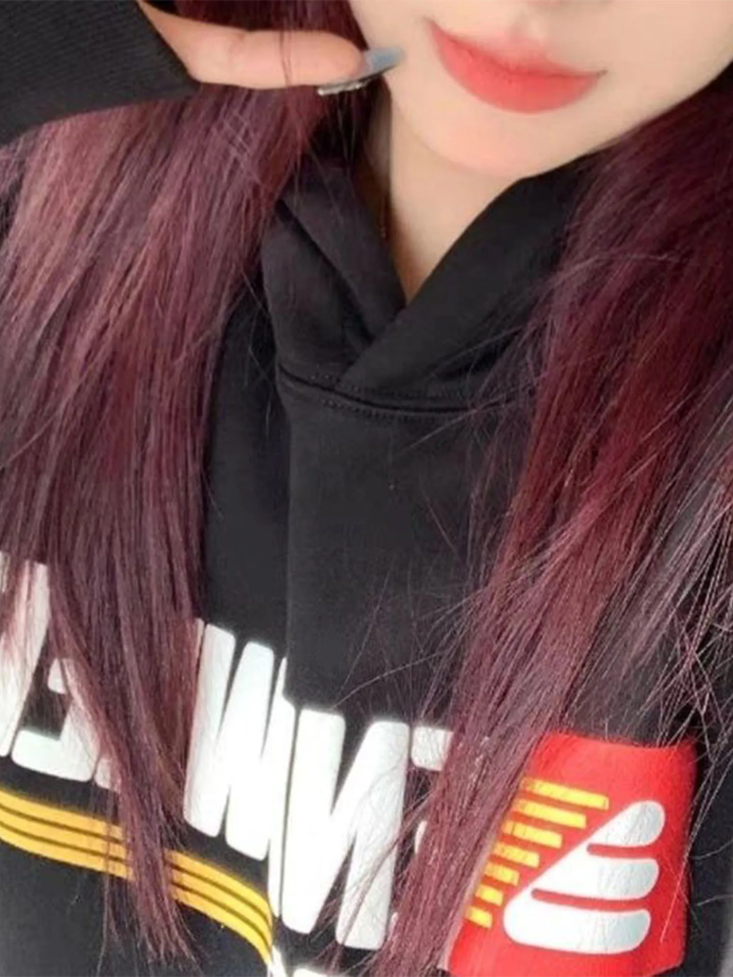 2025年ニューアメリカンレトロプリントフーディー レディース ルーズカジュアル カップル 秋冬トップス ティアナ スノー トレンドブランド ポリエステル繊維