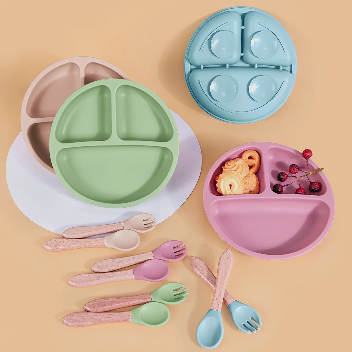 TYRY.HU 3PCS Baby Silicone Feeding Set Suction Plate Divided Plate Spoon Fork Silicone Bibs Children Tablewar