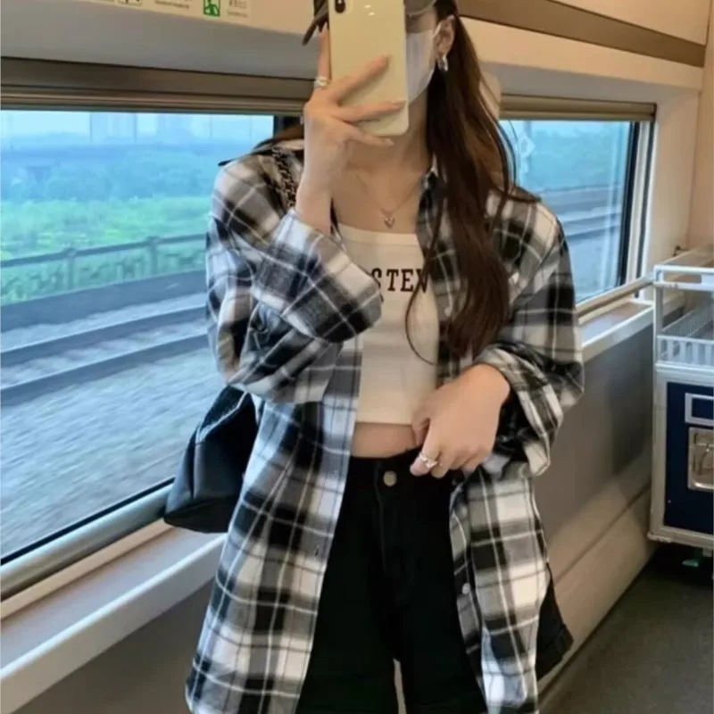 

Gridded shirt for women, new spring, summer, autumn, Korean version, fashionable, short, retro, long-sleeved blouse, casual coat